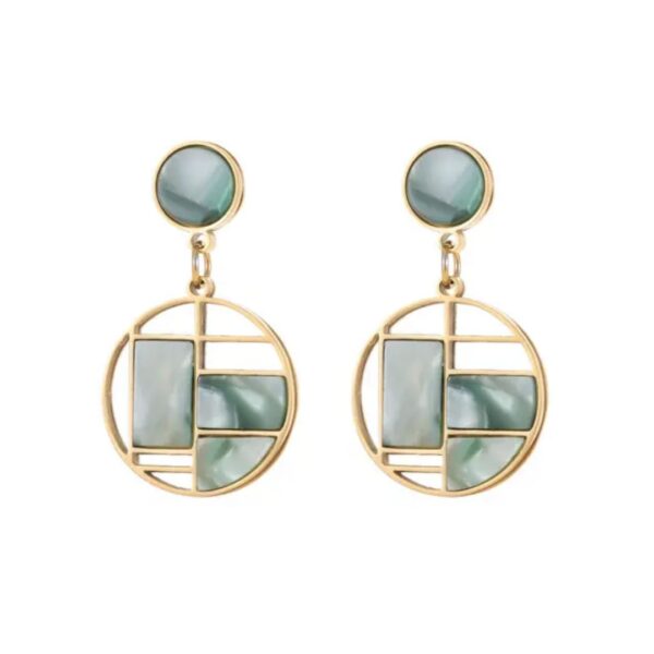 Emerald radiance earrings